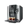 JURA E8 Chrom Kaffeevolla